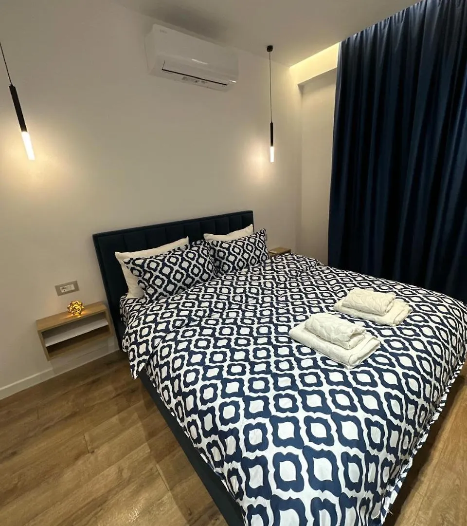 Erinda'S Apartment 地拉那